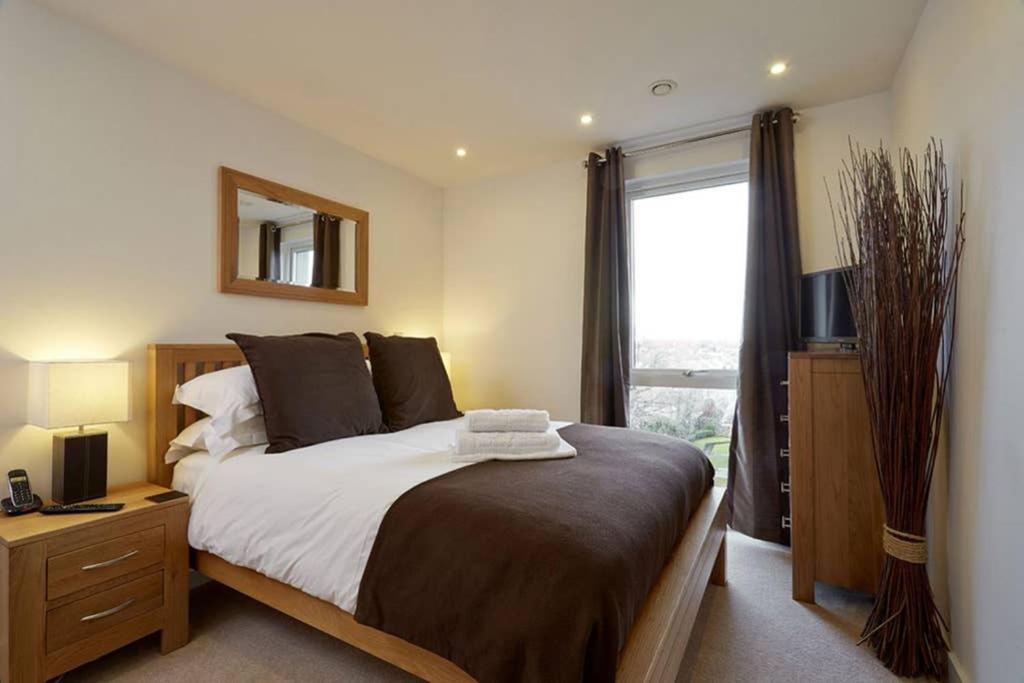 Modern Apartment At Slough Station, London In 18 Mins! Exteriér fotografie